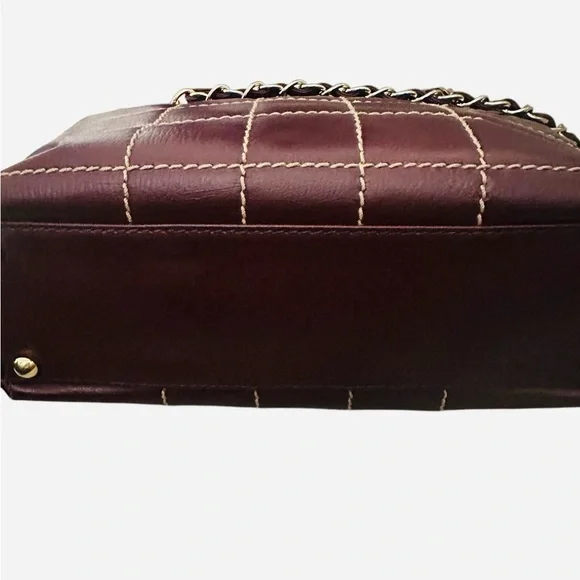 CHANEL Quilted Brown Leather Tote with Gold Chain Handles - Picture 7 of 16